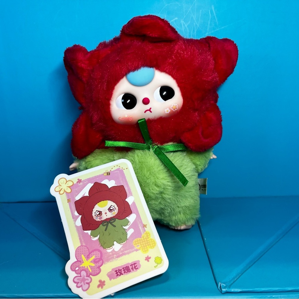 Cureplaneta - Baby Three - Where’s Spring? Vinyl Plush - Rose